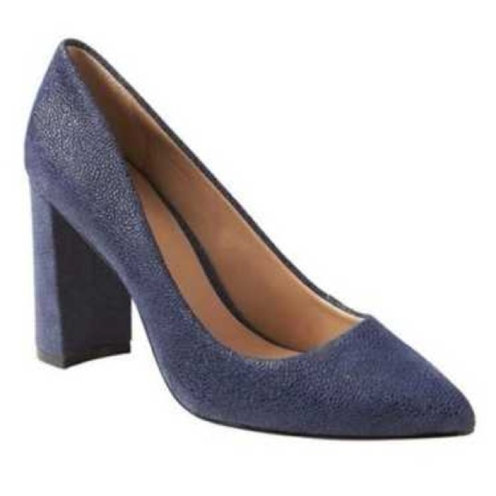Banana Republic navy Madison 12-Hour Block-Heel Pump